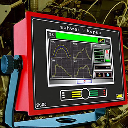 Überwachungssystem sorgt für mehr Produktivität und Qualität beim Stanzen, indem es automatisch defekte Werkzeugsensoren, fehlerhafte Stecker sowie beschädigte Verbindungskabel erkennt. Überwachungssystem sorgt für mehr Produktivität und Qualität beim Stanzen, indem es automatisch defekte Werkzeugsensoren, fehlerhafte Stecker sowie beschädigte Verbindungskabel erkennt.