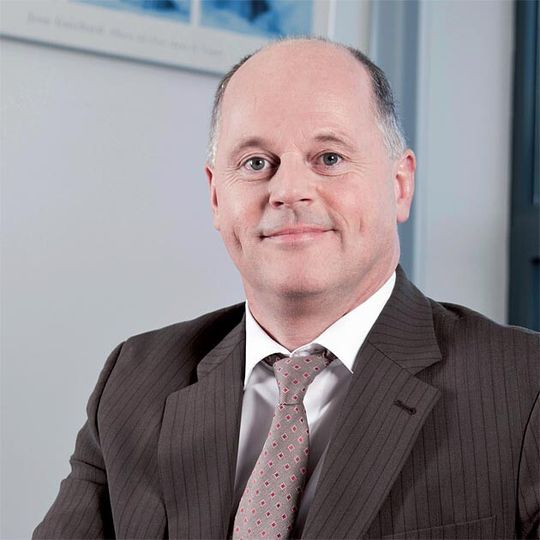 Prof. Hans Georg Engel, Entwicklungsleiter der NGCC (New Generation Compact Cars)-Fahrzeugarchitektur bei der Daimler AG