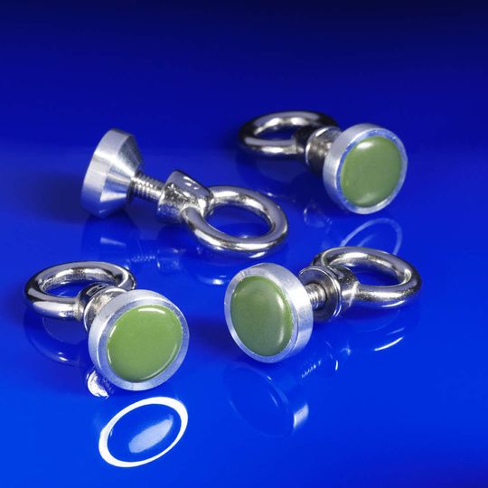 Pasa – Vorapplizierbare Klebstoffe aus dem Fraunhofer IFAM: Klebfrei vorbeschichtbar und sekundenschnell härtend. Pasa – Vorapplizierbare Klebstoffe aus dem Fraunhofer IFAM: Klebfrei vorbeschichtbar und sekundenschnell härtend.