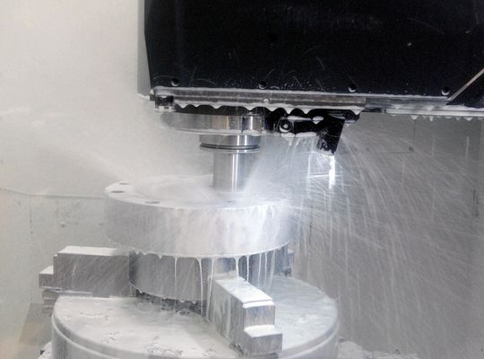 Die Kombination aus DMC-Bearbeitungszentrum, Duro-T-Spannfutter und Präzisionsanforderung bei Maag Pump Systems hat alle zu Höchstleistungen gebracht. Die Kombination aus DMC-Bearbeitungszentrum, Duro-T-Spannfutter und Präzisionsanforderung bei Maag Pump Systems hat alle zu Höchstleistungen gebracht.