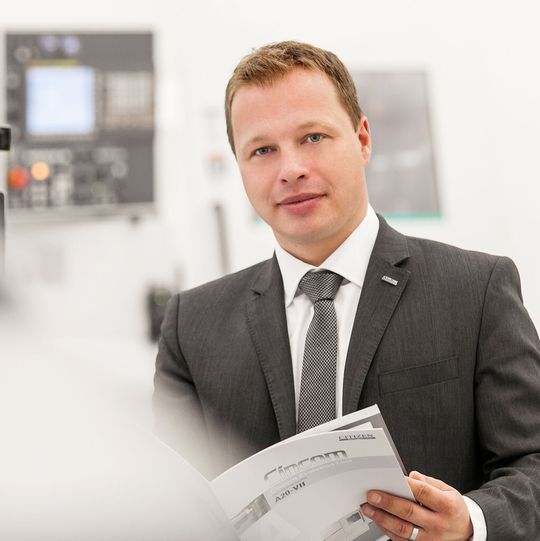 Niederlassungsleiter Nils Westphal von der Citizen Machinery Europe GmbH: „Mit der Eröffnung unseres Technologiezentrums West in Neuss stehen wir unseren Kunden noch schneller mit günstigem und kompetentem Service als verlässlicher Partner zur Seite.“