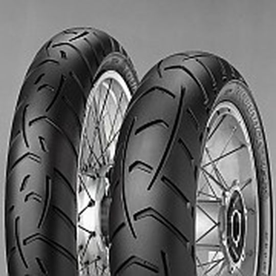 Der Metzeler Tourance Next führt die Hinterradgröße 170/60 R 17 für Reiseenduros ein. Der Metzeler Tourance Next führt die Hinterradgröße 170/60 R 17 für Reiseenduros ein.