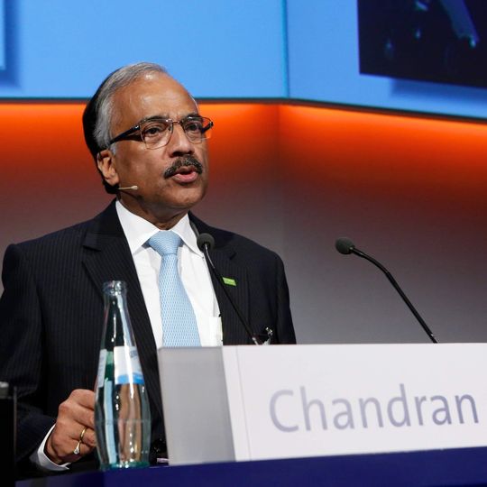 Prasad Chandran, Chairman und Managing Director von BASF India, eröffnete die Vortragsreihe zur Chemielogistik beim 29. Deutschen Logistik-Kongress der Bundesvereinigung Logistik (BVL) in Berlin. Prasad Chandran, Chairman und Managing Director von BASF India, eröffnete die Vortragsreihe zur Chemielogistik beim 29. Deutschen Logistik-Kongress der Bundesvereinigung Logistik (BVL) in Berlin.