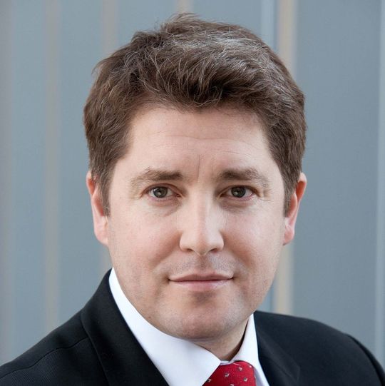 Ist bei Toyota Material Handling vom Niederlassungsleiter Kassel zum Deutschland-Chef für die Geschäfte des Weltmarktführers mit Miet- und Gebrauchtstaplern aufgestiegen: Dirk Landefeld. Ist bei Toyota Material Handling vom Niederlassungsleiter Kassel zum Deutschland-Chef für die Geschäfte des Weltmarktführers mit Miet- und Gebrauchtstaplern aufgestiegen: Dirk Landefeld.