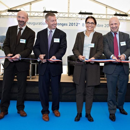 Ribbon-Cutting-Ceremony (from left to right): Patrick Lermusiaux (Silica Global Operations Director), Tom Benner (Silica President), Sabine Gouvernel (Silica Collonges Site Director) and Pascal Juéry (Executive Vice President Rhodia Sector, Solvay Group) Ribbon-Cutting-Ceremony (from left to right): Patrick Lermusiaux (Silica Global Operations Director), Tom Benner (Silica President), Sabine Gouvernel (Silica Collonges Site Director) and Pascal Juéry (Executive Vice President Rhodia Sector, Solvay Group)