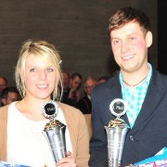 Michelle Marx ist derzeit Deutschlands beste Auszubildende Kfz-Mechatronikerin, Manuel Krüger der beste Kfz-Mechatroniker 2012. Michelle Marx ist derzeit Deutschlands beste Auszubildende Kfz-Mechatronikerin, Manuel Krüger der beste Kfz-Mechatroniker 2012.