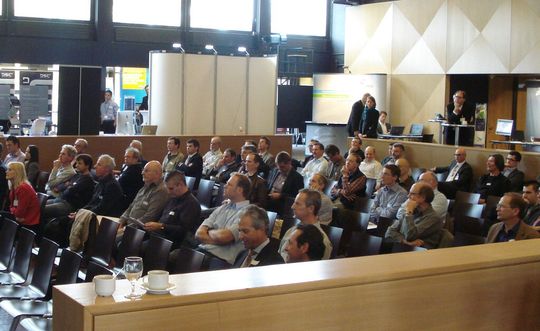 Das Swiss PLM-Forum an der Hochschule für Technik Rapperswil bot zahlreiche Referate über den Einsatz von Product Lifecycle Management in der Praxis. Das Swiss PLM-Forum an der Hochschule für Technik Rapperswil bot zahlreiche Referate über den Einsatz von Product Lifecycle Management in der Praxis.
