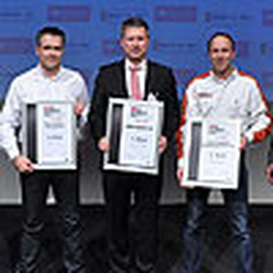 In der Königsdsiziplin der bike und business-Best Brands 2012 - Motorradhersteller Volumen - siegte BMW vor Harley-Davidson und Ducati. In der Königsdsiziplin der bike und business-Best Brands 2012 - Motorradhersteller Volumen - siegte BMW vor Harley-Davidson und Ducati.