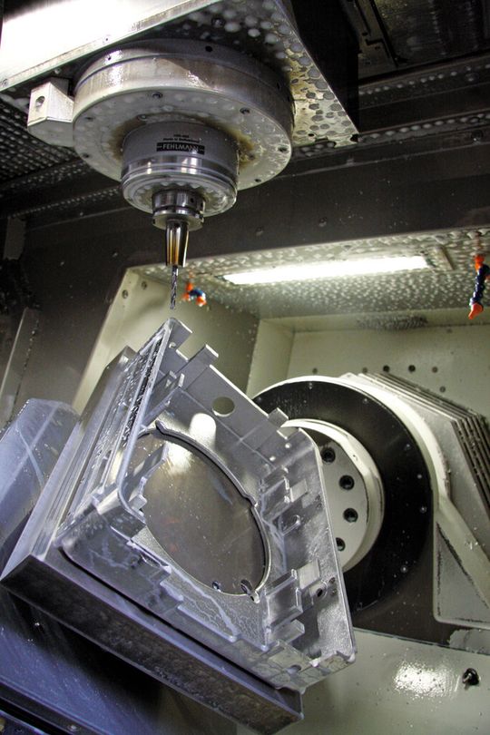 Technologische Spitzenleistung: Dank des 5-Achs-Simultan-Bearbeitungszentrums Picomax 825 Versa kann die Meag AG ein höchst anspruchsvolles Teilespektrum anbieten. Technologische Spitzenleistung: Dank des 5-Achs-Simultan-Bearbeitungszentrums Picomax 825 Versa kann die Meag AG ein höchst anspruchsvolles Teilespektrum anbieten.