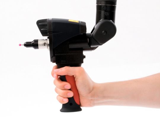 Der verbesserte Romer Absolute Arm mit integriertem Laserscanner ist nun mit einer Erfassungsgeschwindigkeit von bis zu 50 000 Punkten pro Sekunde noch schneller als die früheren Generationen. Der verbesserte Romer Absolute Arm mit integriertem Laserscanner ist nun mit einer Erfassungsgeschwindigkeit von bis zu 50 000 Punkten pro Sekunde noch schneller als die früheren Generationen.