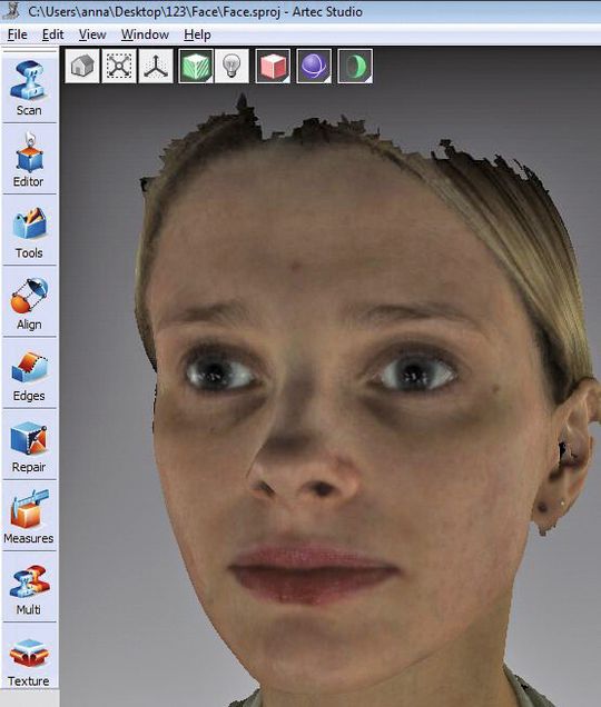 Bild 1 | Screenshots: 3D-Scan in Farbe, 3D-Scan ohne Farbe und Polygonnetz in Nahaufnahme Bild 1 | Screenshots: 3D-Scan in Farbe, 3D-Scan ohne Farbe und Polygonnetz in Nahaufnahme