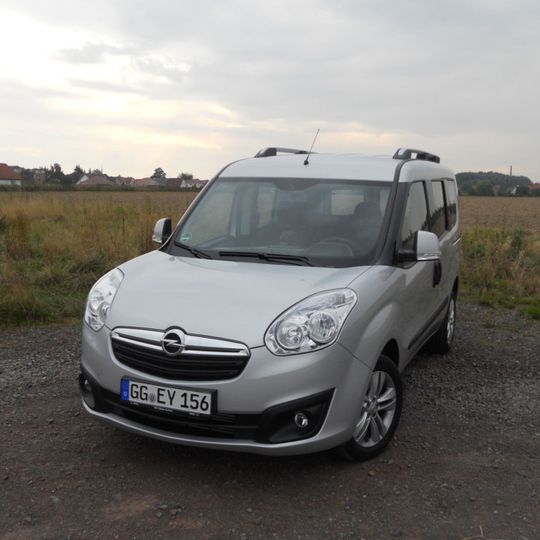 Opel setzt beim Combo auf einen Plattformwechsel. Das bringt mehr Platz für Passagiere und Ladung. Opel setzt beim Combo auf einen Plattformwechsel. Das bringt mehr Platz für Passagiere und Ladung.