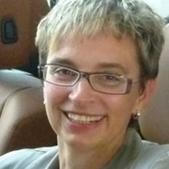 Elke Müller, Geschäftsführerin von Automobile Müller in Leipzig, ist Kfz-Unternehmerin des Jahres 2012. Elke Müller, Geschäftsführerin von Automobile Müller in Leipzig, ist Kfz-Unternehmerin des Jahres 2012.
