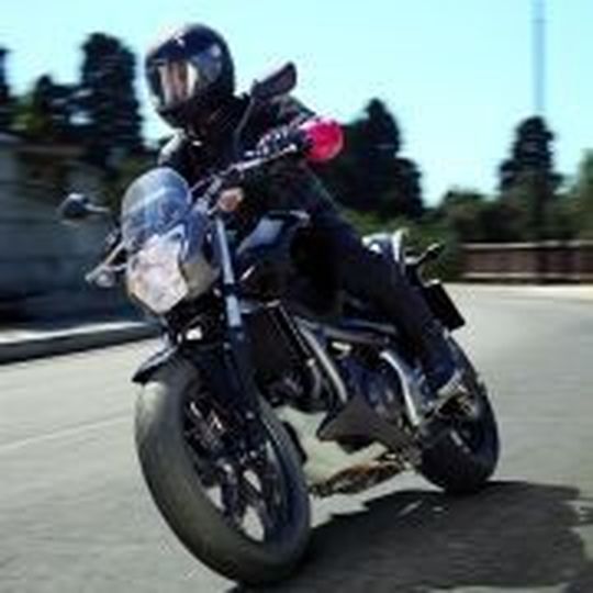 Erst mit der NC700X trainieren und dann auf Tour. Erst mit der NC700X trainieren und dann auf Tour.