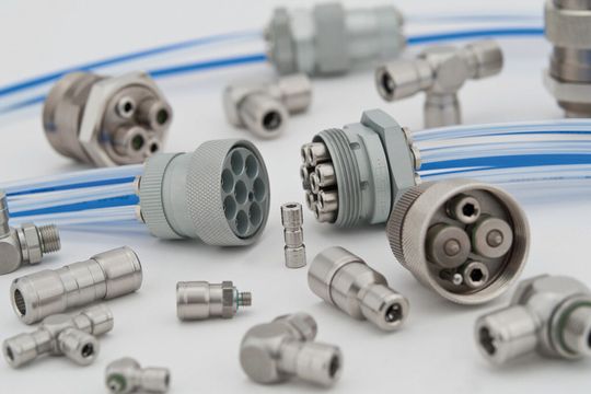 Mit den Qualitäts-Anschlusskomponenten aus der Multi-Line und der Basic-Line lassen sich sichere Vakuumanwendungen realisieren.