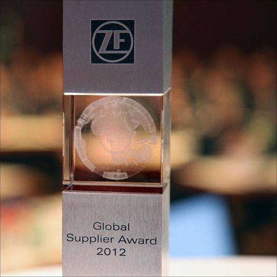 Den ZF Supplier Award 2012 in der Kategorie Global Partner erhielt der Bosch-Konzern. Den ZF Supplier Award 2012 in der Kategorie Global Partner erhielt der Bosch-Konzern.