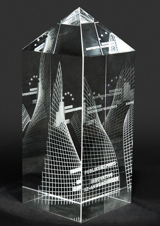 Der Deutsche Rechenzentrumspreis wird in diesem Jahr bereits das vierte Mal verliehen; Initiator ist Ulrich Terrahe, umtriebiger Chef der Firma DE-CE und Gelegenheits-Blogger auf DataCenter-Insider.