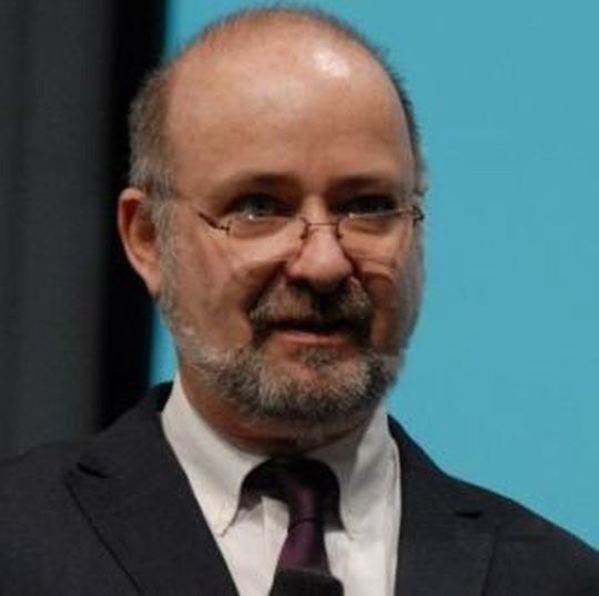 Rechtsanwalt Matthias Besier ist ein erfahrener Vertriebsrechtsexperte und kennt sich in der Motorradbranche gut aus. Rechtsanwalt Matthias Besier ist ein erfahrener Vertriebsrechtsexperte und kennt sich in der Motorradbranche gut aus.