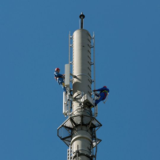 Die Deutsche Telekom kommt beim Ausbau des iPhone-tauglichen LTE-1800 voran – 100 Städte sind inzwischen versorgt. Die Deutsche Telekom kommt beim Ausbau des iPhone-tauglichen LTE-1800 voran – 100 Städte sind inzwischen versorgt.