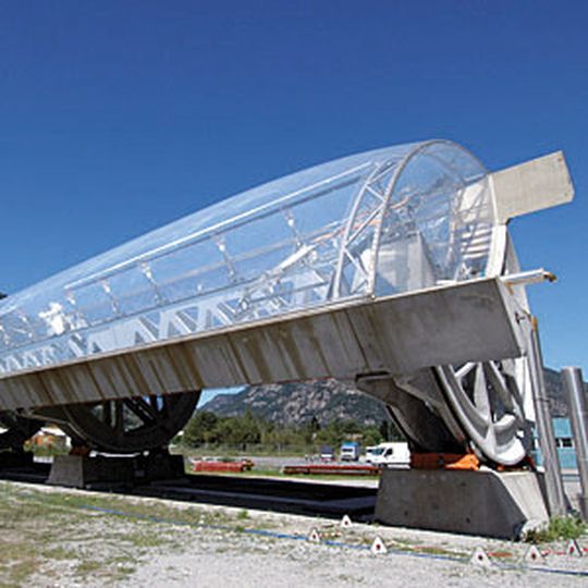 Unkonventionelle Konstruktion: Die Tröge der Solarkraftwerke von Airlight Energy sind aus Spannbeton. Unkonventionelle Konstruktion: Die Tröge der Solarkraftwerke von Airlight Energy sind aus Spannbeton.