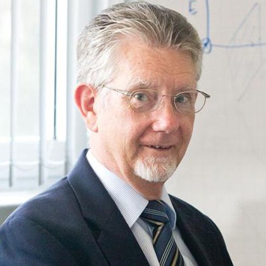 Prof. Dr. Hartwig Steusloff Prof. Dr. Hartwig Steusloff