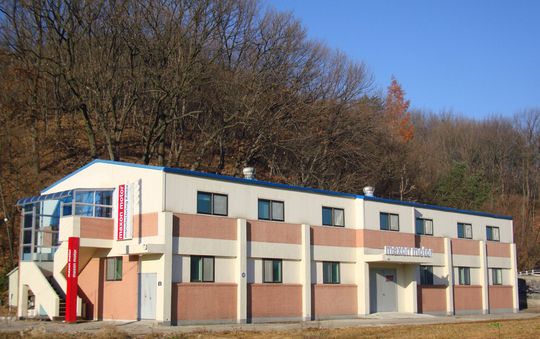 Die neue Produktionsstätte in Sejong City, Südkorea, der Maxon Motor Manufacturing Co., Ltd. Die neue Produktionsstätte in Sejong City, Südkorea, der Maxon Motor Manufacturing Co., Ltd.