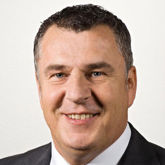 „Mit den Round Tables wollen wir insbesondere auf die Herausforderungen eingehen, die das Wachstum unstrukturierter Daten mit sich bringen“, erklärt Uwe Angst von Hitachi Data Systems. „Mit den Round Tables wollen wir insbesondere auf die Herausforderungen eingehen, die das Wachstum unstrukturierter Daten mit sich bringen“, erklärt Uwe Angst von Hitachi Data Systems.