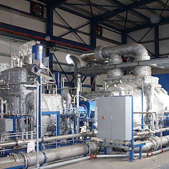 Die MAN Marc-R-Dampfturbine mit Zwischenüberhitzung kommt erstmals im Turbo-Generator-Strang des Solar-Biomasse-Hybridkraftwerks in Les Borges Blanques zum Einsatz.