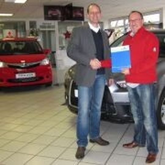 Automeister-Systemleiter Jörg Dölicke (li.) und Reinhard Dotzauer kooperieren nun auch am neuen Standort in Sangerhausen.