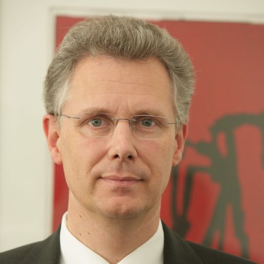 "Mit der neuen Anlage und einer erweiterten Palette innovativer Produkte auf Basis führender deutscher Technologie unterstützen wir die Wachstumspläne unserer Kunden", sagte Lanxess- Vorstandsmitglied Rainier van Roessel.