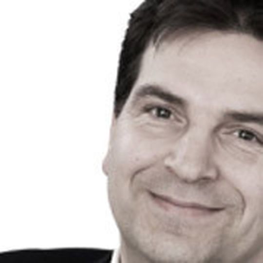 Auto-Blogger Derek Finke ist einer der Top-Referenten beim 1. Deutschen Remarketing Kongress. Auto-Blogger Derek Finke ist einer der Top-Referenten beim 1. Deutschen Remarketing Kongress.