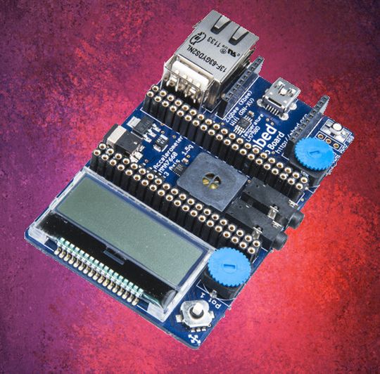 mbed-014.1: Das mbed-Board (Vertrieb: RS) bietet zahlreiche Anschlüsse und Schnittstellen mbed-014.1: Das mbed-Board (Vertrieb: RS) bietet zahlreiche Anschlüsse und Schnittstellen