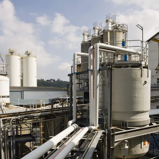 Solvay is going to build a new plant in poland. Solvay is going to build a new plant in poland.