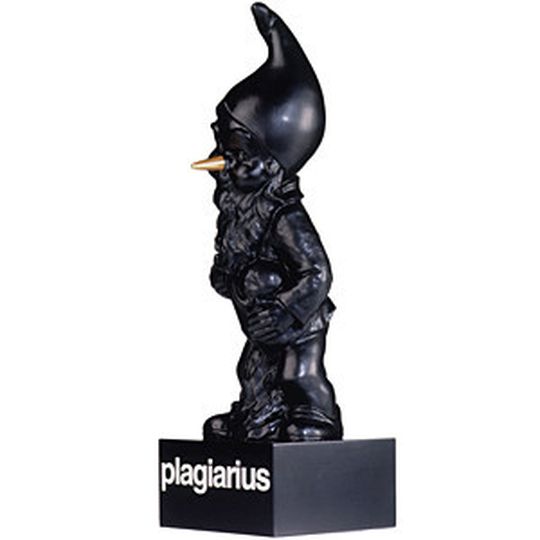 Der schwarze Zwerg mit goldener Nase symbolisiertiert die exorbitanten Gewinne, die die Produktpiraten auf Kosten innovativer Unternehmen erwirtschaften. Die Preisträger finden Sie in der Bildergalerie. Der schwarze Zwerg mit goldener Nase symbolisiertiert die exorbitanten Gewinne, die die Produktpiraten auf Kosten innovativer Unternehmen erwirtschaften. Die Preisträger finden Sie in der Bildergalerie.