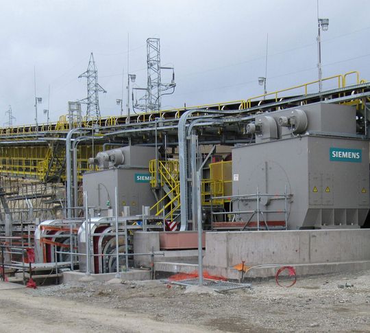 Getriebeloses Antriebssystem von Siemens für die Bandanlage in Antapaccay Getriebeloses Antriebssystem von Siemens für die Bandanlage in Antapaccay