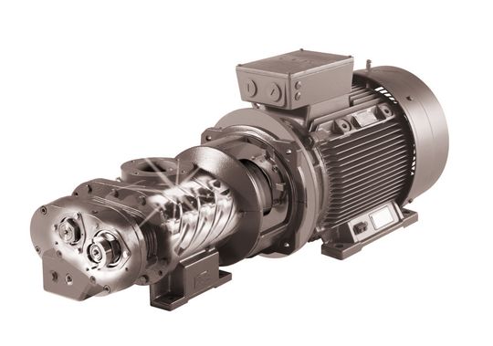 Abb. 1: Beim 1:1-Antrieb sind Kompressorblock und Elektromotor, die mit gleicher Drehzahl laufen, durch eine Kupplung verbunden. Dieser Antrieb arbeitet völlig ohne die Übertragungsverluste, die bei der Getriebebauweise unvermeidlich sind. Abb. 1: Beim 1:1-Antrieb sind Kompressorblock und Elektromotor, die mit gleicher Drehzahl laufen, durch eine Kupplung verbunden. Dieser Antrieb arbeitet völlig ohne die Übertragungsverluste, die bei der Getriebebauweise unvermeidlich sind.