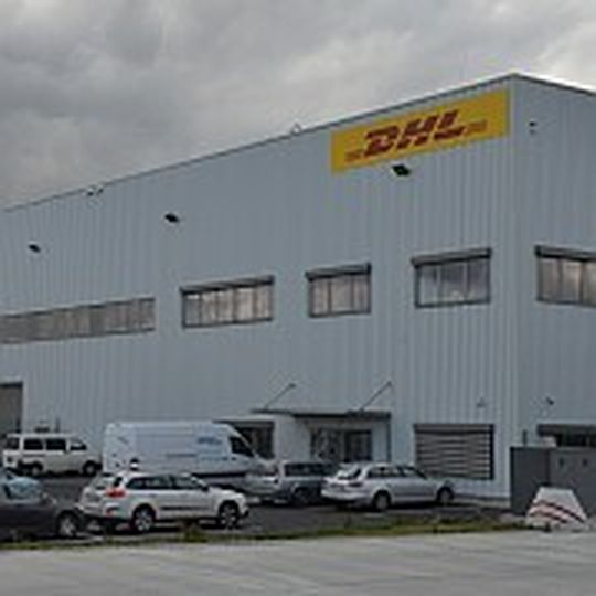 Außen DHL, innen Denso: Der Logistiker betreibt das neue Zentrallager für die Japaner.