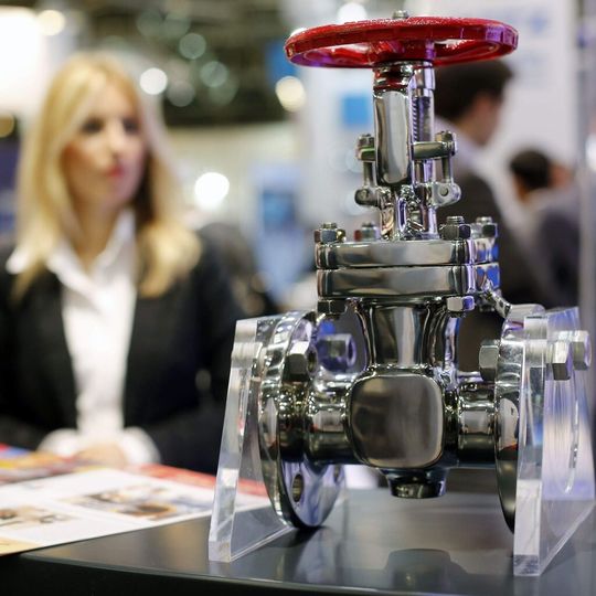 Die Armaturenbranche sucht händeringend nach jungen Ingenieurinnen und Ingenieuren. Die Armaturenhersteller müssen sich Strategien zur Nachwuchsakquise einfallen lassen. Die Armaturenbranche sucht händeringend nach jungen Ingenieurinnen und Ingenieuren. Die Armaturenhersteller müssen sich Strategien zur Nachwuchsakquise einfallen lassen.