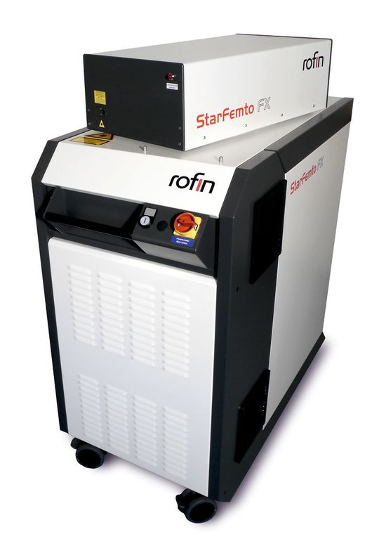 Mit dem Star-Femto FX lässt sich nahezu jedes Material mit Genauigkeiten im µm-Bereich bohren, schneiden oder strukturieren. Mit dem Star-Femto FX lässt sich nahezu jedes Material mit Genauigkeiten im µm-Bereich bohren, schneiden oder strukturieren.