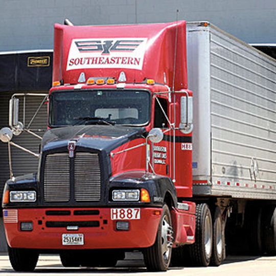 Mettler Toledo Cargoscan prüft bei Southeastern Freight Lines das Gewicht und das Volumen der für die Karibik bestimmten Frachtgüter. Mettler Toledo Cargoscan prüft bei Southeastern Freight Lines das Gewicht und das Volumen der für die Karibik bestimmten Frachtgüter.