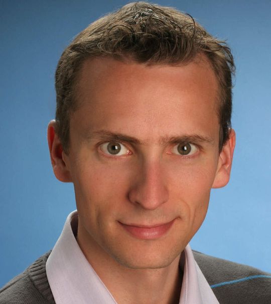 Im Gegensatz zu bisherigen Tests haben wir schon nach einer Stunde ein Ergebnis vorliegen. Außerdemist unser Test leichter zu handhaben und weniger anfällig für Fehler“, sagt Jan Dirks, Abteilung für Transplantations- und Infektionsimmunologie vom Institut für Virologie Universität des Saarlandes. Im Gegensatz zu bisherigen Tests haben wir schon nach einer Stunde ein Ergebnis vorliegen. Außerdemist unser Test leichter zu handhaben und weniger anfällig für Fehler“, sagt Jan Dirks, Abteilung für Transplantations- und Infektionsimmunologie vom Institut für Virologie Universität des Saarlandes.