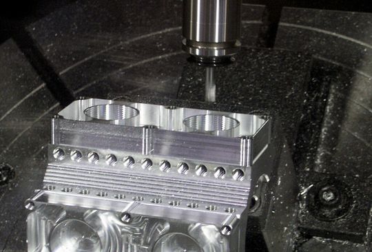 Performancesprünge erreicht der Zerspaner in vielen Applikationen und Materialien, wie etwa in der Aluminiumbearbeitung. Performancesprünge erreicht der Zerspaner in vielen Applikationen und Materialien, wie etwa in der Aluminiumbearbeitung.