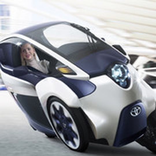 Auf dem Genfer Autosalon gehören visionäre Ideen der Autobauer, in diesem Jahr etwa der i-Road von Toyota, zur festen Tradition. Auf dem Genfer Autosalon gehören visionäre Ideen der Autobauer, in diesem Jahr etwa der i-Road von Toyota, zur festen Tradition.
