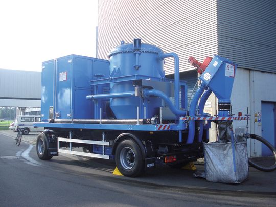 Die mobilen Staubsauganlagen sind für ein breites Spektrum von Schüttgütern einsetzbar.