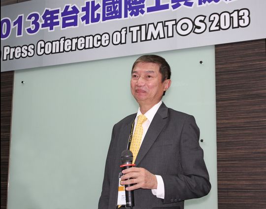 Die Werkzeugmaschinenexporte nach Deutschland, Großbritannien und in Türkei sollen 2013 steigen, so Tami-Geschäftsführer C.C. Wang. Die Werkzeugmaschinenexporte nach Deutschland, Großbritannien und in Türkei sollen 2013 steigen, so Tami-Geschäftsführer C.C. Wang.