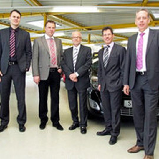 Die Berker-Übernahme besiegelt haben (v.li.) Rechtsanwalt Dr. Martin Plappert, Uwe Berker, Rechtsanwalt Martin Buchheister, Thomas Wahl und Rechtsanwalt Thomas Neumann.