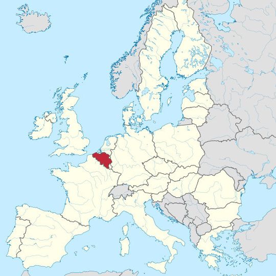 Belgien hält den dritten Rang (Anteil 2011: 7,4%) unter den weltweiten Top Ten der Chemikalien exportierenden Nationen - nach Deutschland und den USA, aber vor VR China. Belgien hält den dritten Rang (Anteil 2011: 7,4%) unter den weltweiten Top Ten der Chemikalien exportierenden Nationen - nach Deutschland und den USA, aber vor VR China.