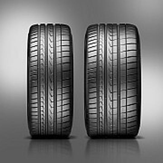 Breite Pelle: der Vredestein Ultrac Vorti R für echte Sportwagen. Breite Pelle: der Vredestein Ultrac Vorti R für echte Sportwagen.