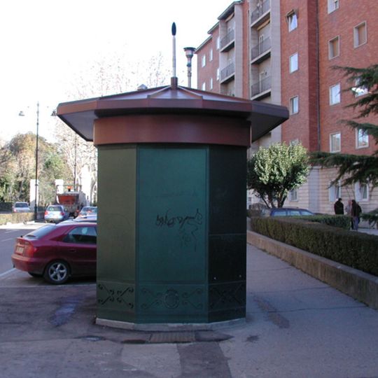 Ein Kiosk: auf ihm lässt sich das neue Verkehrsmesssystem unauffällig platzieren