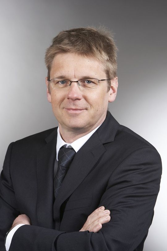 Dr. Mats Gökstorp wird zum Vorstand für den Bereich „Sales & Service“ ernannt. Dr. Mats Gökstorp wird zum Vorstand für den Bereich „Sales & Service“ ernannt.